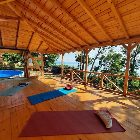 Robinson Sunset Guest House Lagadin Bagian luar foto