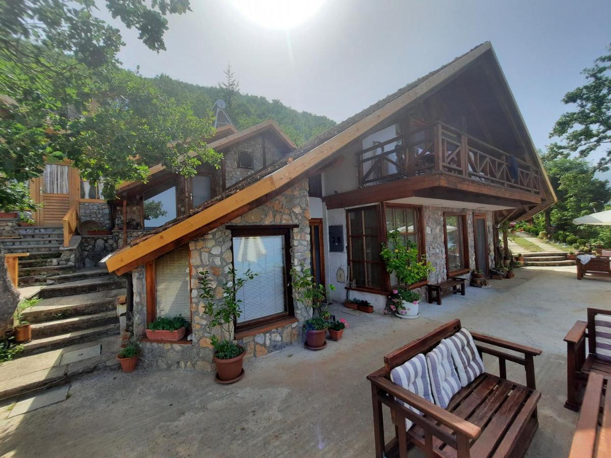 Robinson Sunset Guest House Lagadin Bagian luar foto